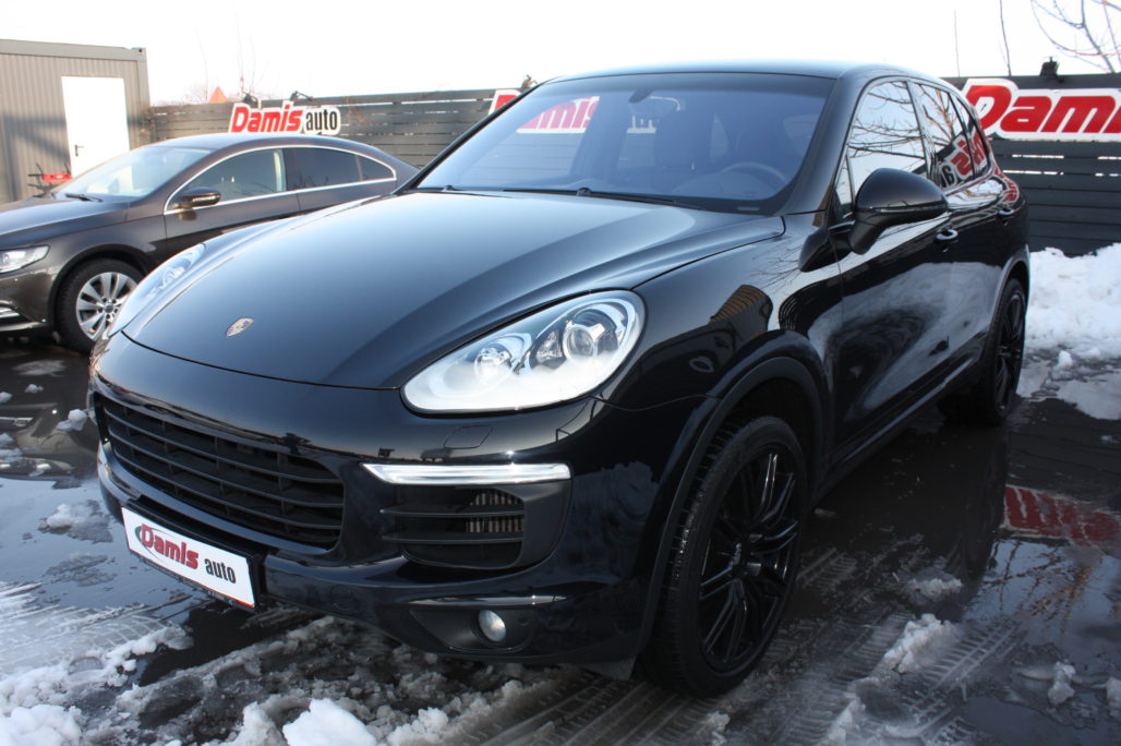 PORSCHE CAYENNE