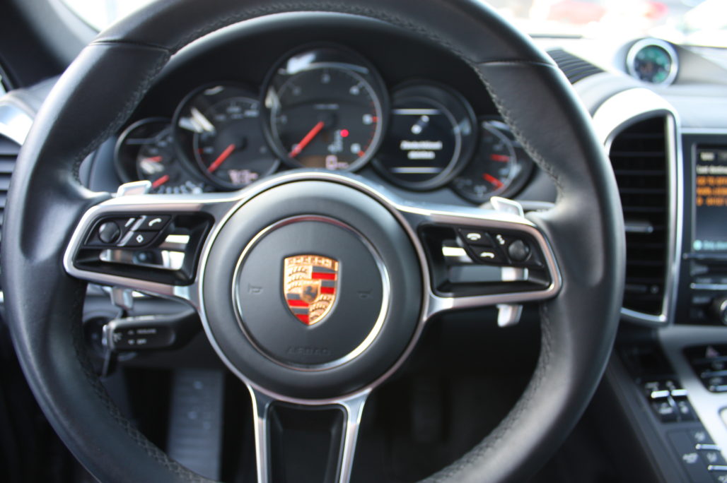PORSCHE CAYENNE