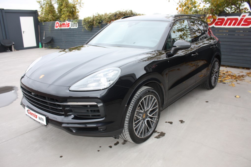 PORSCHE CAYENNE