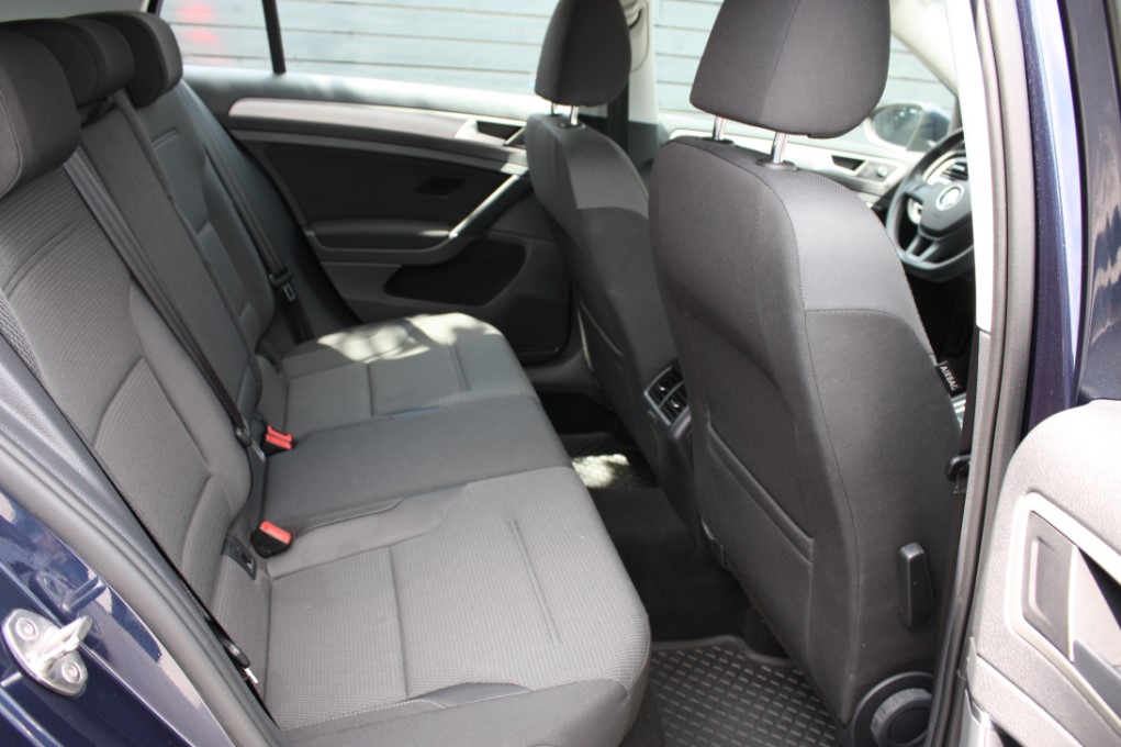 VW GOLF