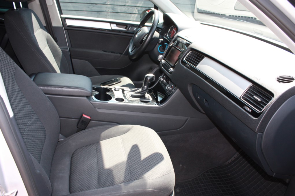 VW TOUAREG