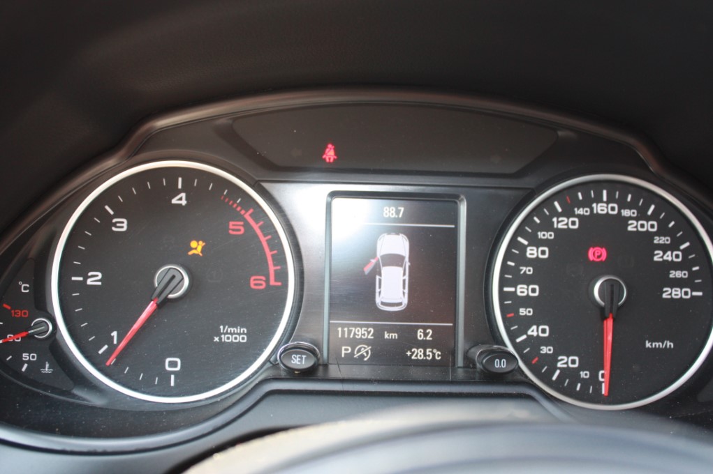 AUDI Q5