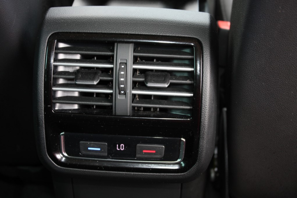 VW PASSAT VARIANT